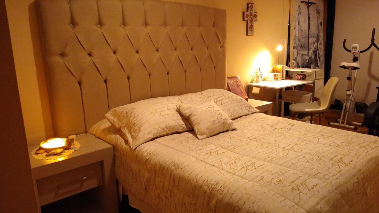 Habitacion Matrimonial Con Cama Y Sofa Para Cuatro Personas Tlaxcalancingo Exterior photo