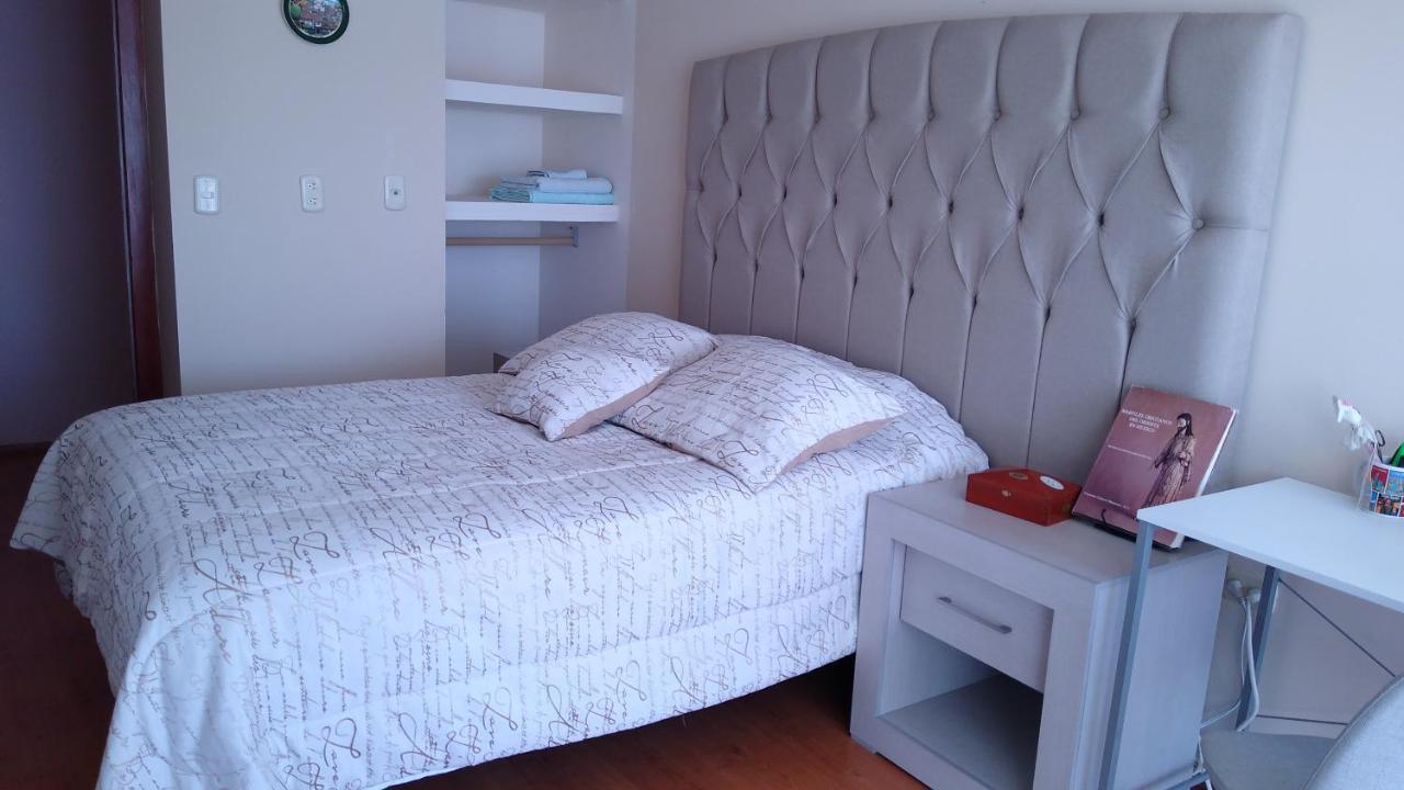 Habitacion Matrimonial Con Cama Y Sofa Para Cuatro Personas Tlaxcalancingo Exterior photo